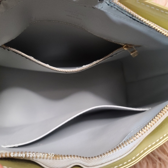 SALE - LOUIS VUITTON MONOGRAM LIME VERNIS BAG - FALL BACK SALE - Picture 8 of 9